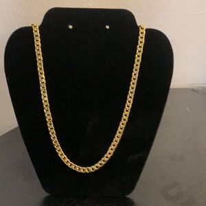 Cuban link necklace